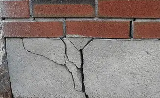 Concrete foundation with serious structural damage in Fort Wayne, IN